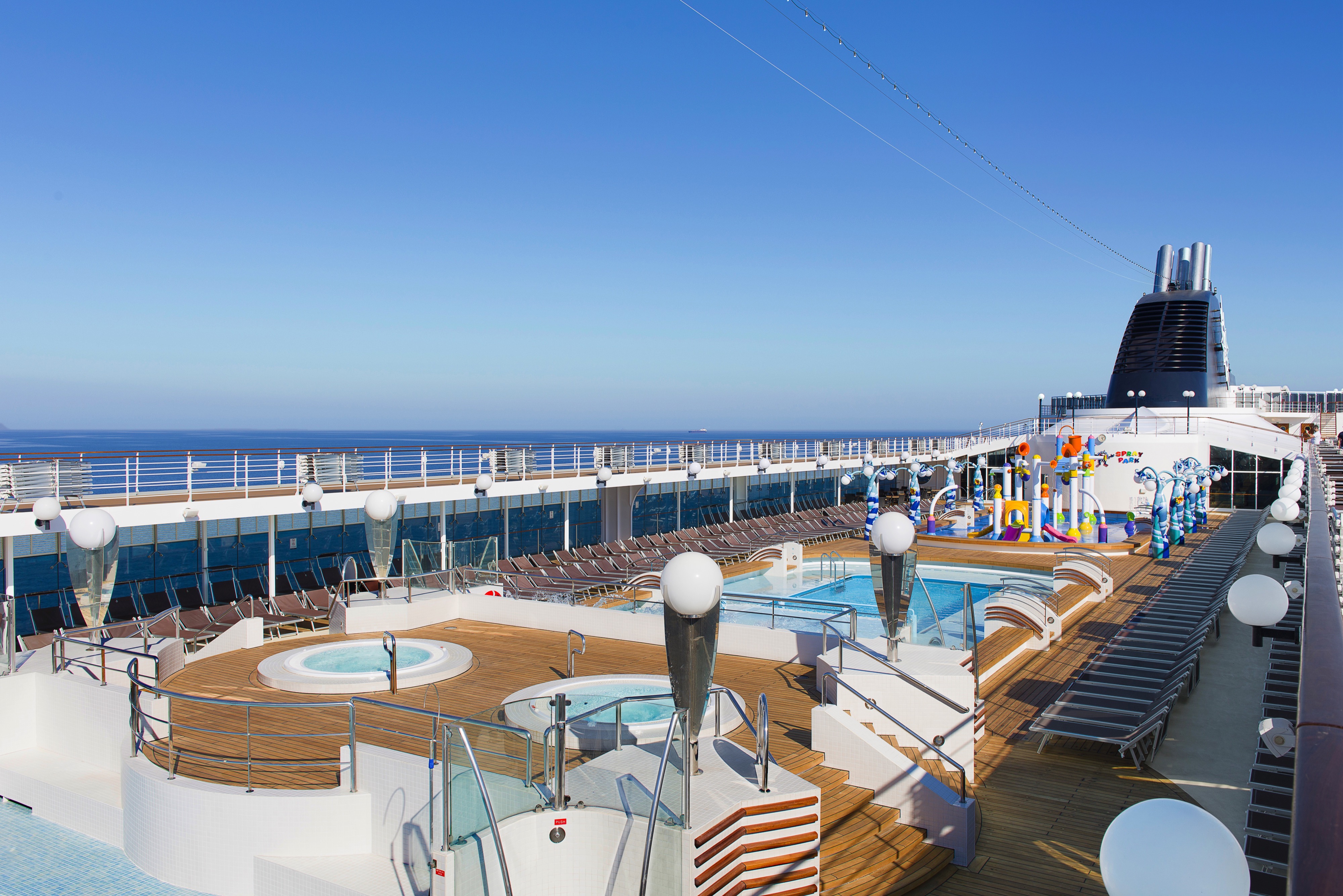 MSC Opera - Le Piscine and Doremi Spray Park